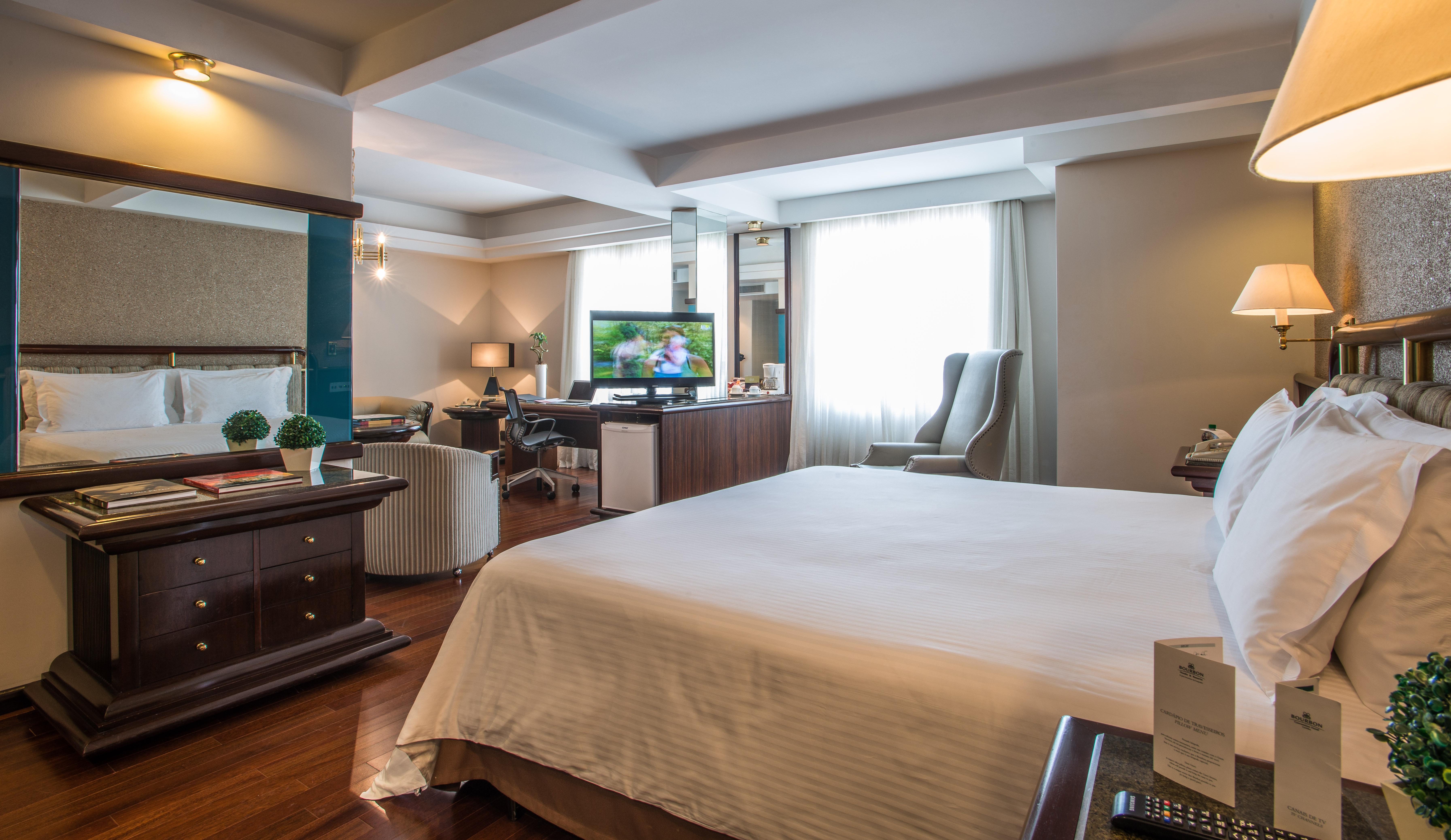 Bourbon Hotel & Suites 库里提巴 外观 照片 Junior Suite