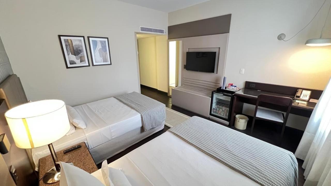 Bourbon Hotel & Suites 库里提巴 外观 照片